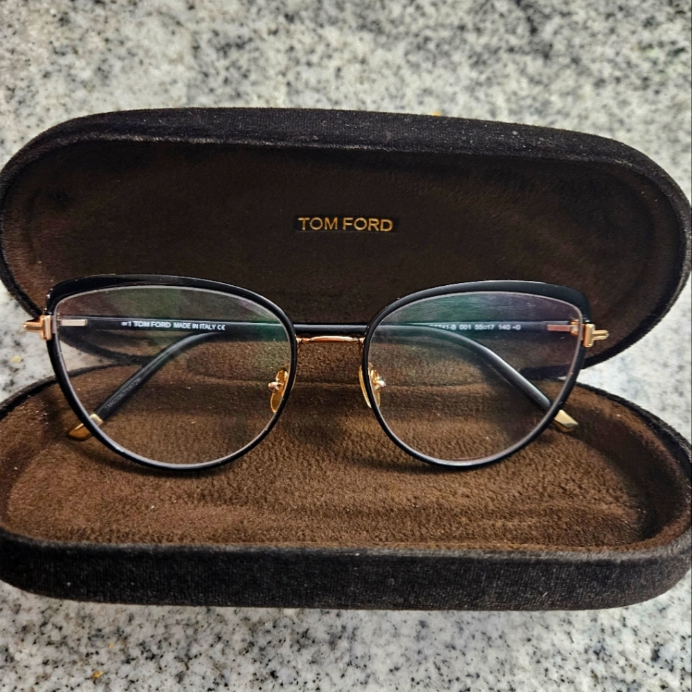 Beautiful Tom Ford glasses